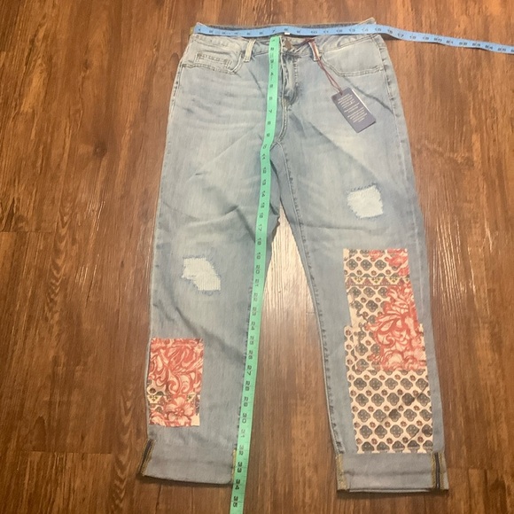 Tru Luxe Jeans Distressed Patchwork Boyfriend Size 6 NWT - Picture 3 of 14